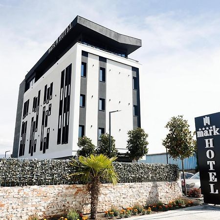 Mark Hotel Tirana Bërxull Εξωτερικό φωτογραφία
