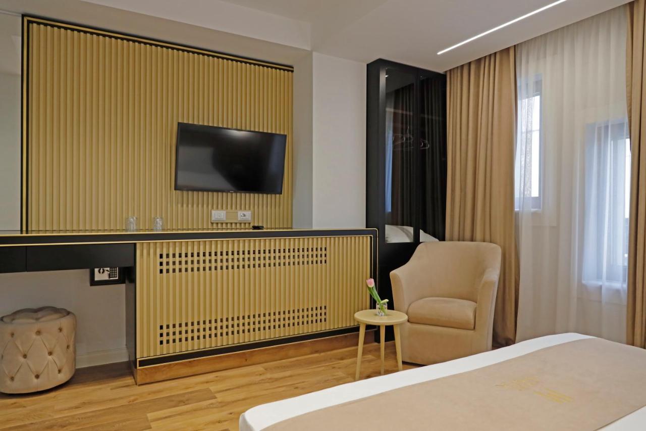 Mark Hotel Tirana Bërxull Εξωτερικό φωτογραφία